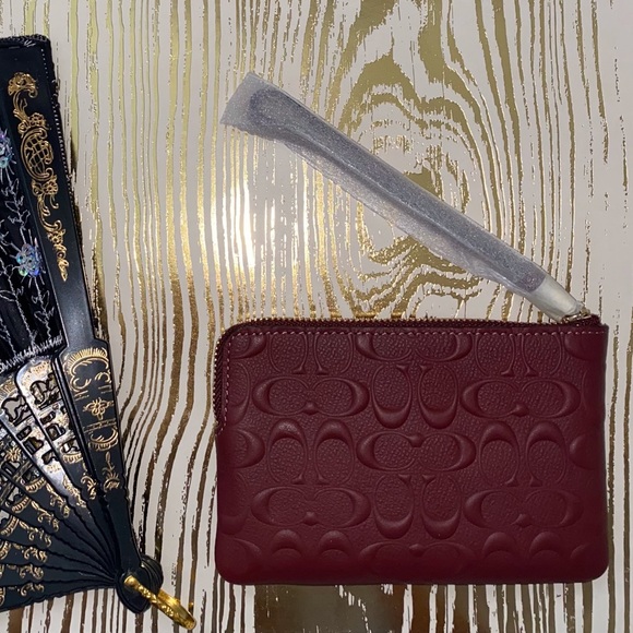 Coach Zip Wristlet in Signature Leather - Picture 2 of 2